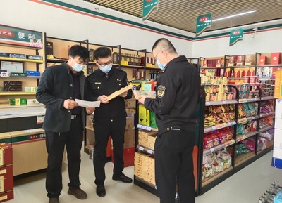 高臺縣巷道鎮市場監管所開展“五一”節前食品安全專項檢查，筑牢節日消費安全防線